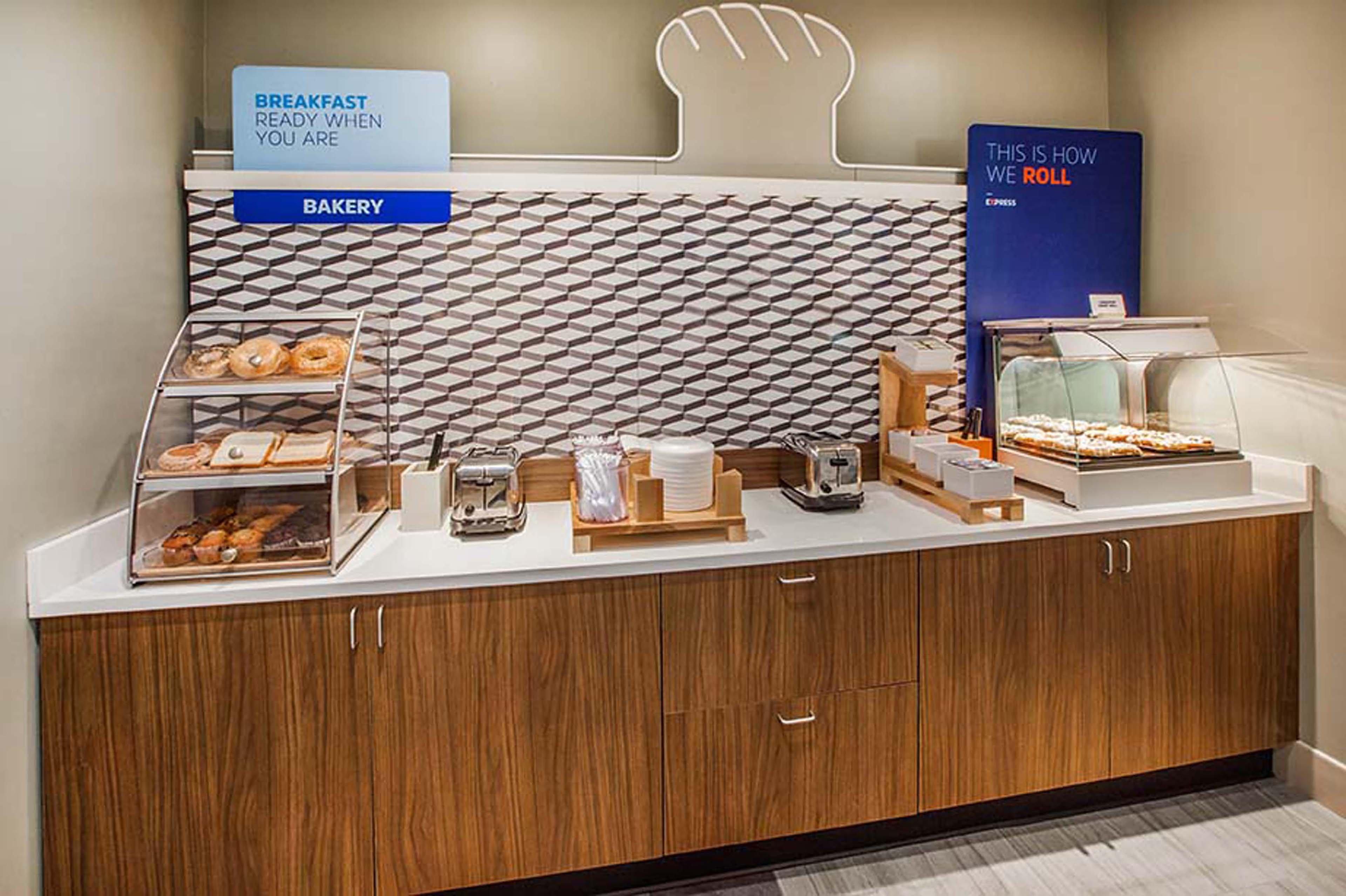 Holiday Inn Express & Suites Allentown-Dorney Park Area By Ihg Luaran gambar