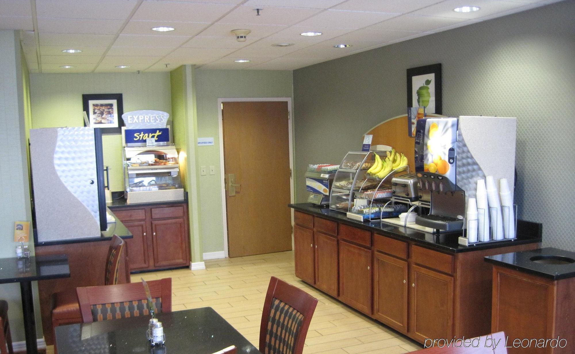 Holiday Inn Express & Suites Allentown-Dorney Park Area By Ihg Restoran gambar