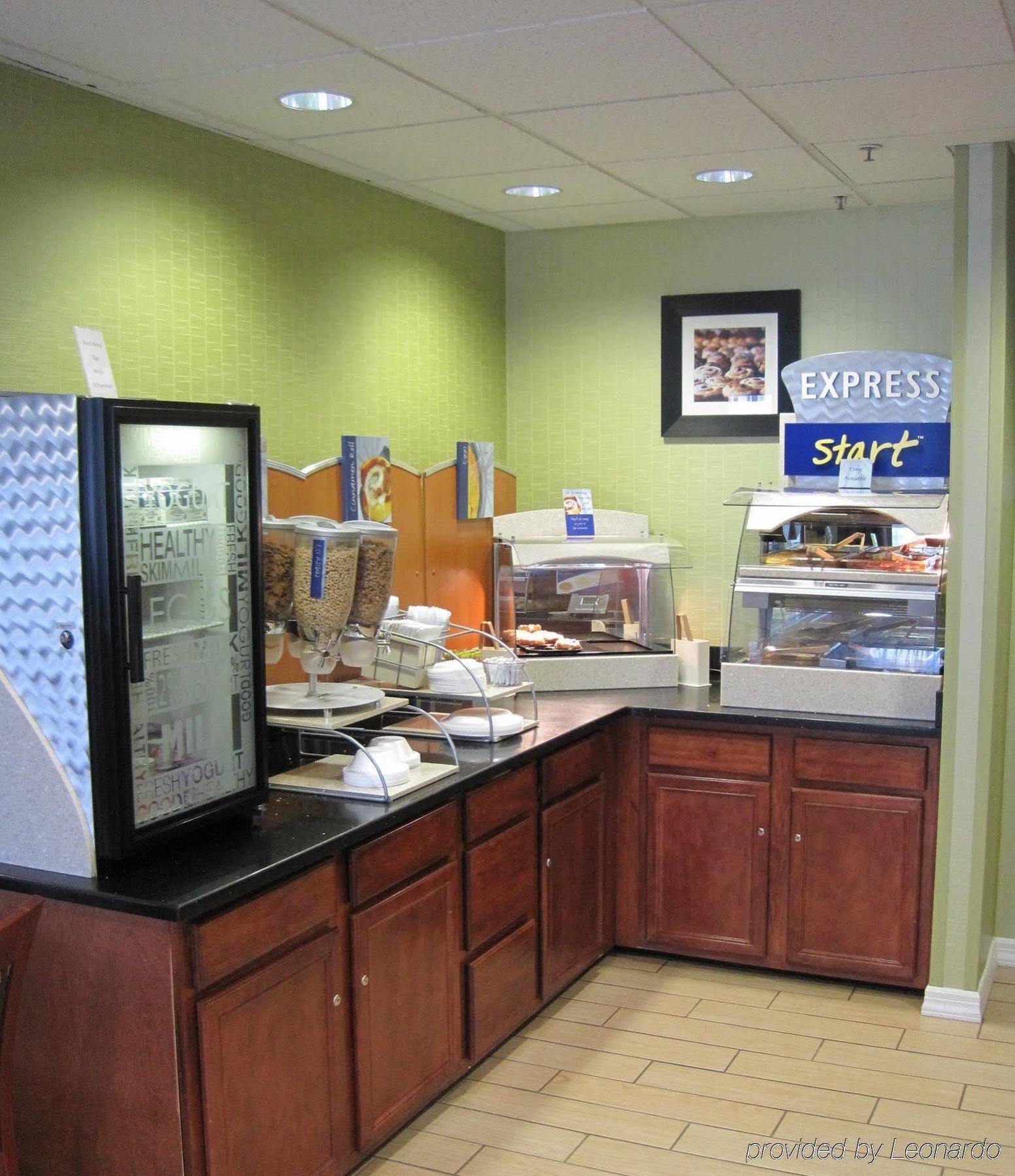Holiday Inn Express & Suites Allentown-Dorney Park Area By Ihg Restoran gambar